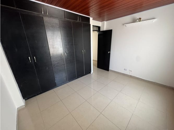 Apartamento de 3 alcobas en arriendo en Cabañitas, Bello, 83 m² · foto 10 de 16