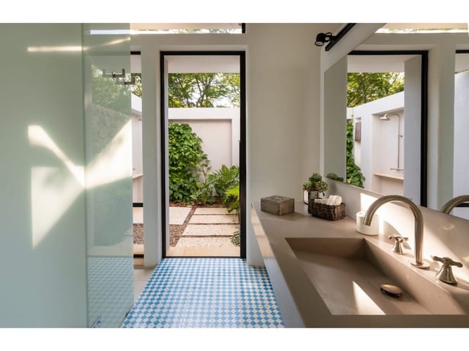 Casa de 5 alcobas en venta en Girardot, Girardot, 527 m² · foto 2 de 24