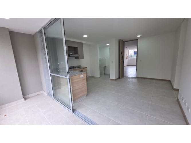 Apartamento en venta en La Doctora, Sabaneta, 70 m² · foto 2 de 22