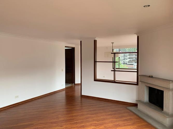 Apartamento de 4 alcobas en venta en Chico Norte, Bogotá, 171 m² · foto 3 de 24