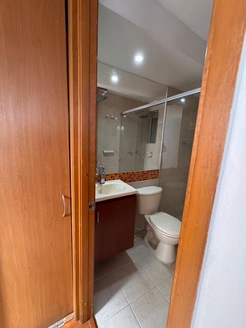 Apartamento de 3 alcobas en arriendo en San Jose De Bavaria, Bogotá, 80 m² · foto 6 de 10