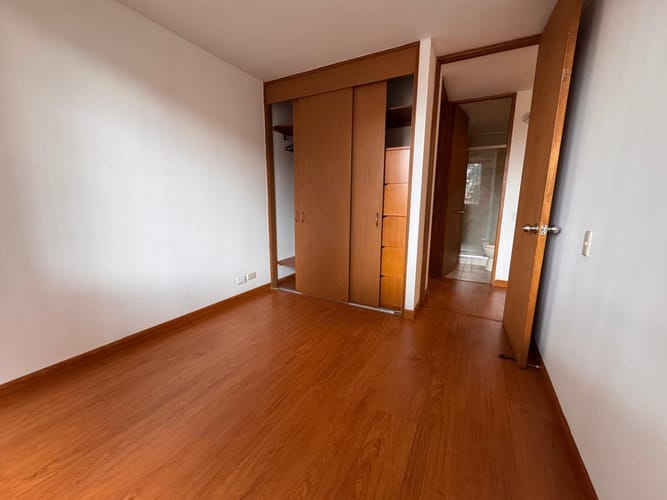 Apartamento de 3 alcobas en arriendo en San Jose De Bavaria, Bogotá, 80 m² · foto 7 de 10