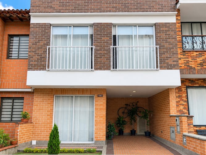Casa de 3 alcobas en arriendo en Poblado Del Sur, La Estrella, 153 m² · foto 2 de 20