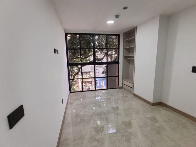 Apartaestudio en arriendo en La Candelaria, Medellín, 25 m² · foto 5 de 10