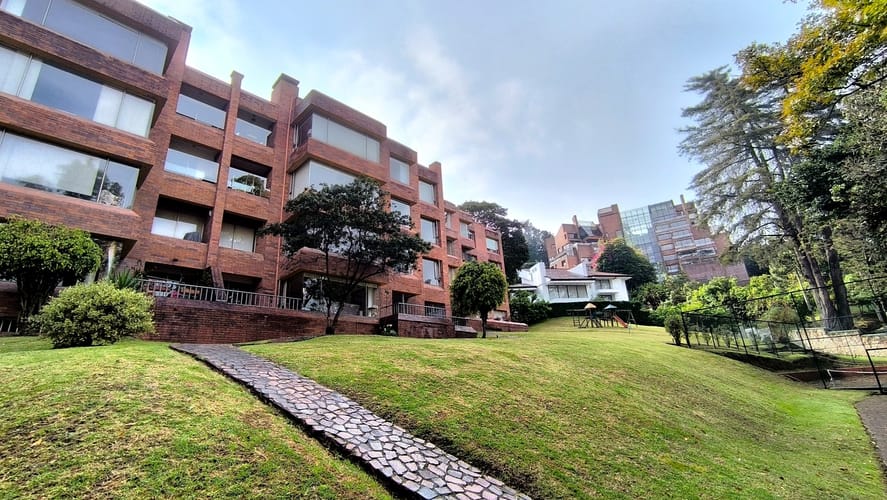 Apartamento de 4 alcobas en venta en Cerros De Suba, Bogotá, 294 m² · foto 19 de 20