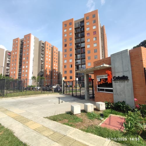 Apartamento de 2 alcobas en arriendo en Bochalema, Cali, 63 m² · foto 1 de 14