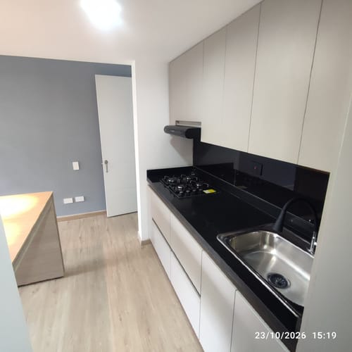 Apartamento de 2 alcobas en arriendo en Bochalema, Cali, 63 m² · foto 7 de 14