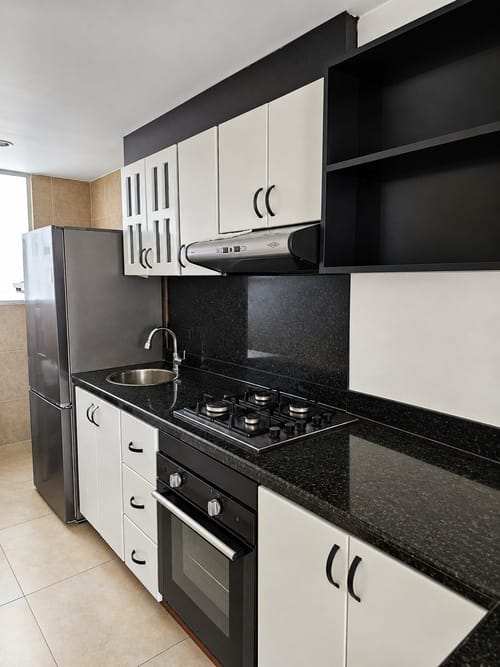 Apartaestudio en venta en Santa Barbara Oriental, Bogotá, 56 m² · foto 4 de 11