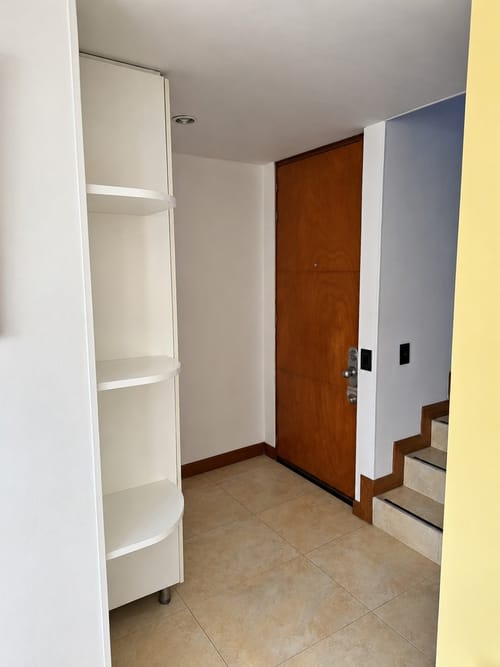 Apartaestudio en venta en Santa Barbara Oriental, Bogotá, 56 m² · foto 6 de 11