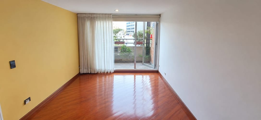 Apartaestudio en venta en Santa Barbara Oriental, Bogotá, 56 m² · foto 8 de 11