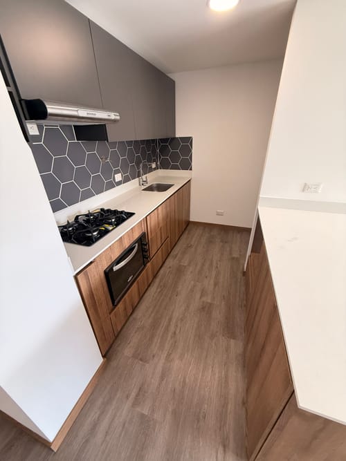 Apartamento de 3 alcobas en arriendo en Las Vegas, Envigado, 87 m² · foto 3 de 18