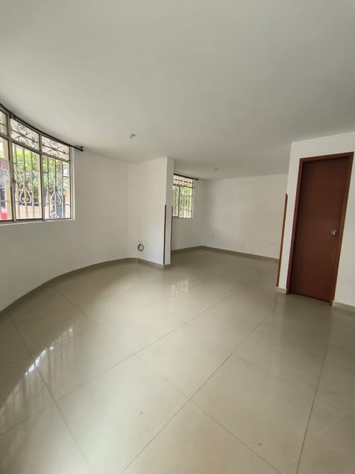 Casa de 5 alcobas en venta en San Francisco, Bucaramanga, 169 m² · foto 4 de 15