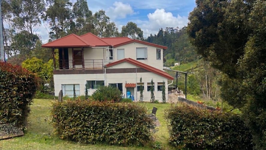 Casa de 3 alcobas en arriendo en El Libano, La Calera, 250 m² · foto 4 de 19