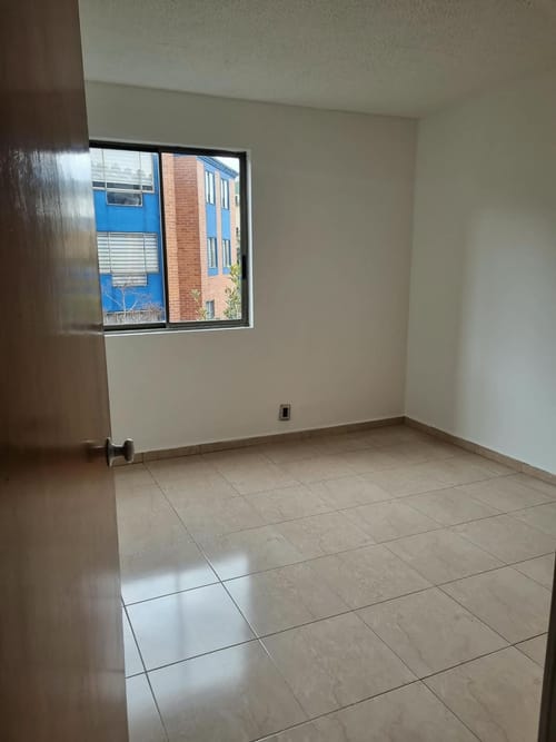 Apartamento de 3 alcobas en arriendo en Ciudad Salitre, Bogotá, 67 m² · foto 8 de 13