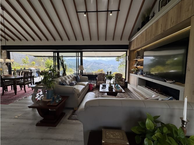 Casa de 4 alcobas en venta en Pantanillo, El Retiro, 420 m² · foto 10 de 23
