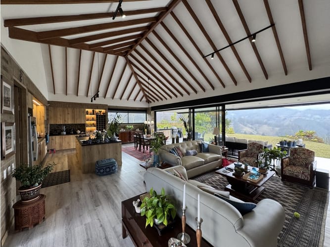 Casa de 4 alcobas en venta en Pantanillo, El Retiro, 420 m² · foto 11 de 23