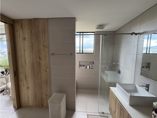 Casa de 4 alcobas en venta en Pantanillo, El Retiro, 420 m² · foto 17 de 23