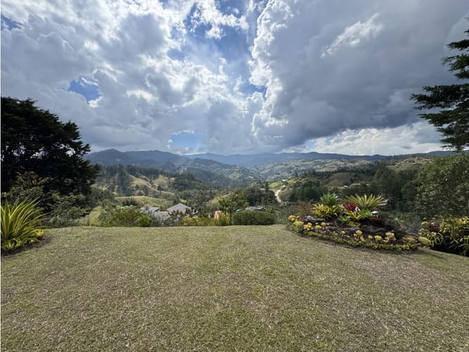 Casa de 4 alcobas en venta en Pantanillo, El Retiro, 420 m² · foto 22 de 23