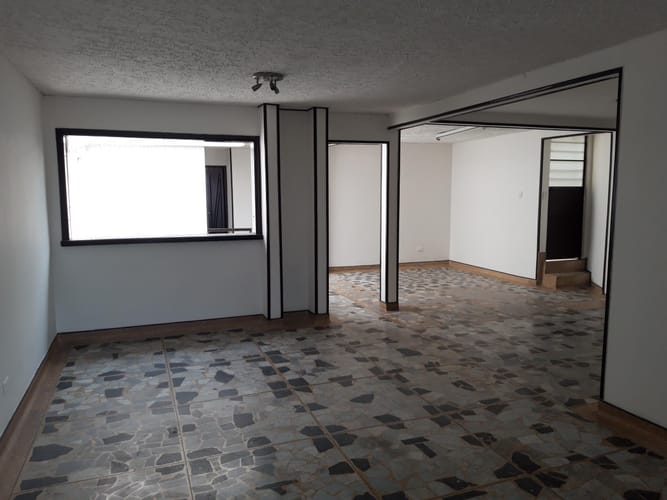 Casa de 9 alcobas en venta en El Gran Limonar Cataya, Cali, 420 m² · foto 2 de 10