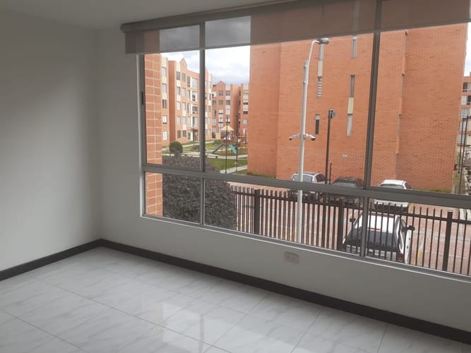 Apartamento de 3 alcobas en venta en La Estacion, Cajicá, 60 m² · foto 3 de 24
