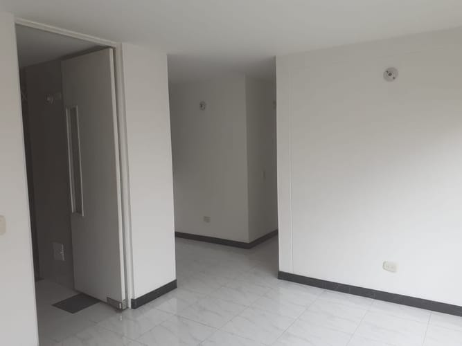 Apartamento de 3 alcobas en venta en La Estacion, Cajicá, 60 m² · foto 4 de 24