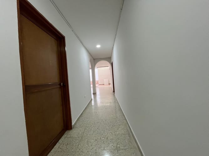 Apartamento de 2 alcobas en venta en Alamos, Cali, 84 m² · foto 1 de 9