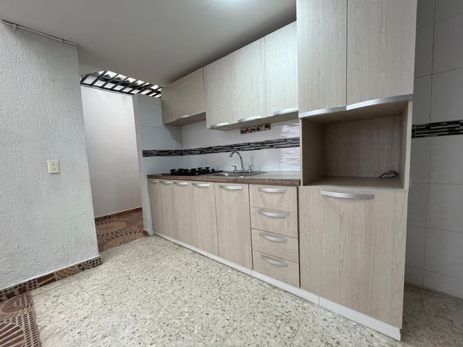 Apartamento de 2 alcobas en venta en Alamos, Cali, 84 m² · foto 7 de 9