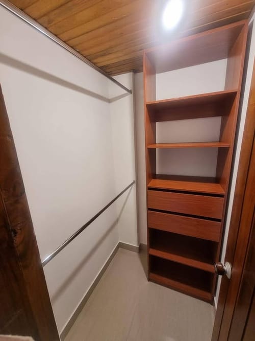 Apartamento de 2 alcobas en venta en Santa Barbara Central, Bogotá, 78 m² · foto 6 de 11