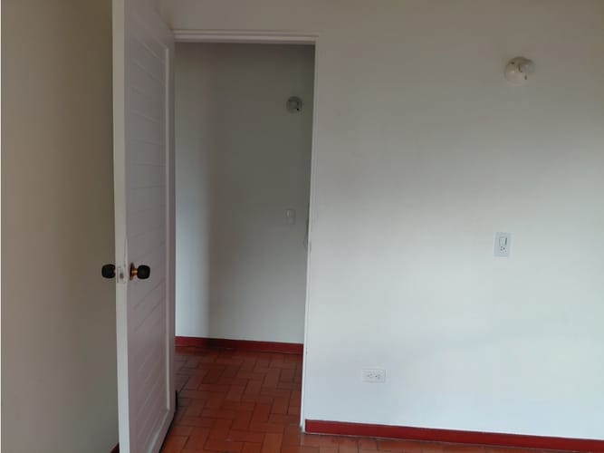 Apartamento de 4 alcobas en venta en Palenque, Medellín, 80 m² · foto 16 de 24