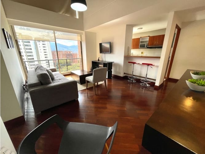 Apartamento de 1 alcoba en arriendo en Patio Bonito, Medellín, 55 m² · foto 3 de 17