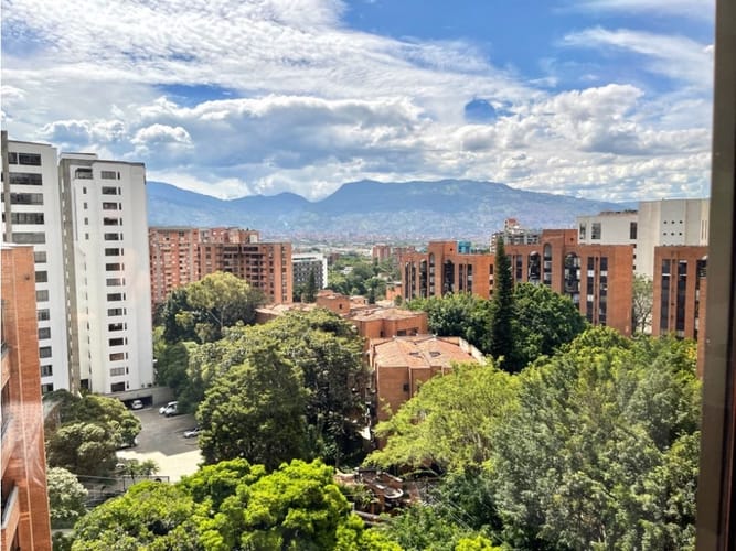 Apartamento de 1 alcoba en arriendo en Patio Bonito, Medellín, 55 m² · foto 10 de 17