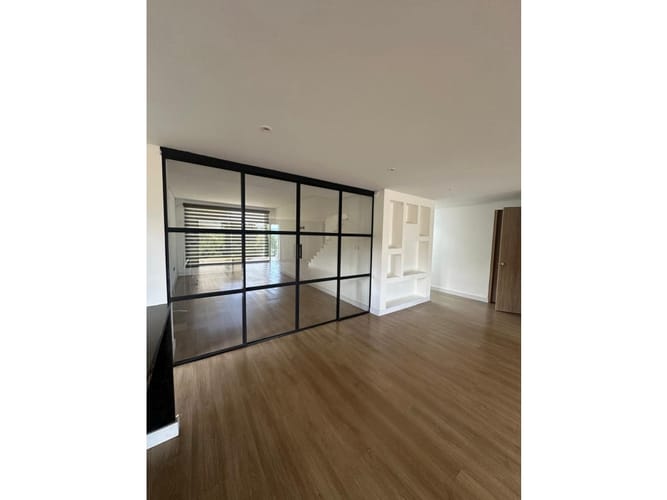 Casa de 5 alcobas en arriendo en El Tablazo, Rionegro, 300 m² · foto 6 de 23