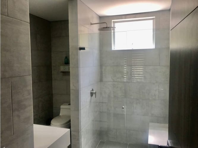 Casa de 2 alcobas en arriendo en Aeropuerto, Rionegro, 230 m² · foto 3 de 13