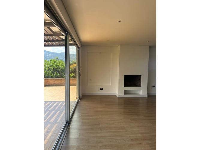 Casa de 5 alcobas en arriendo en El Tablazo, Rionegro, 300 m² · foto 19 de 23