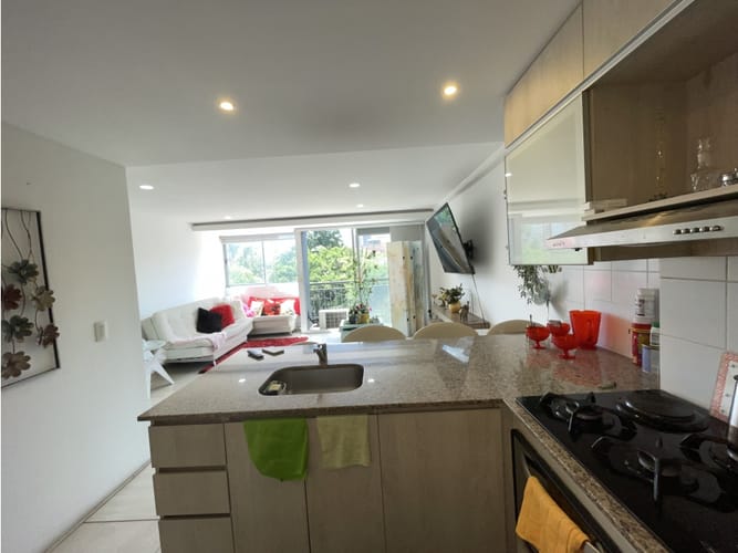Apartamento de 1 alcoba en venta en Loma De Los Bernal, Medellín, 52 m² · foto 11 de 20