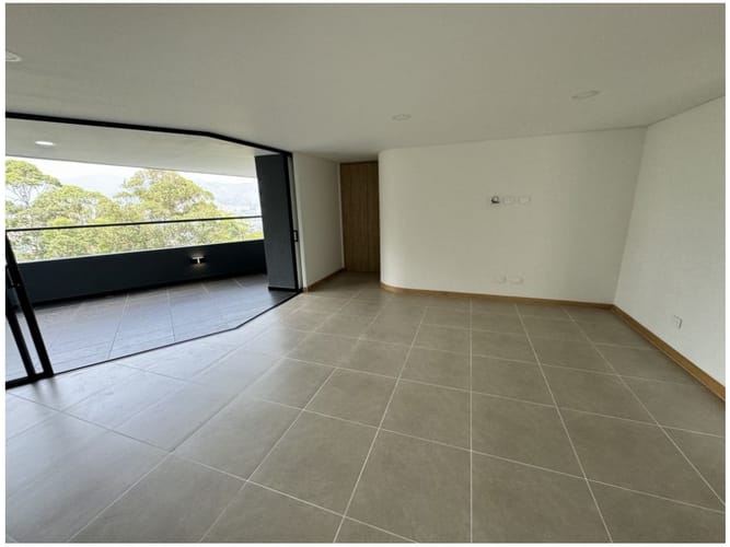 Apartamento de 3 alcobas en arriendo en El Poblado, Medellín, 105 m² · foto 6 de 24