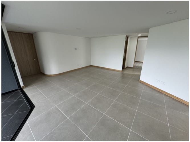 Apartamento de 3 alcobas en arriendo en El Poblado, Medellín, 105 m² · foto 10 de 24