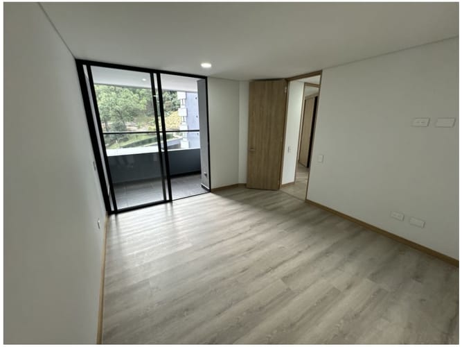 Apartamento de 3 alcobas en arriendo en El Poblado, Medellín, 105 m² · foto 11 de 24