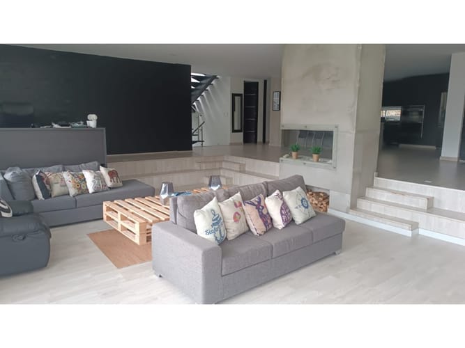 Casa de 4 alcobas en arriendo en Mesa, Envigado, 360 m² · foto 6 de 24