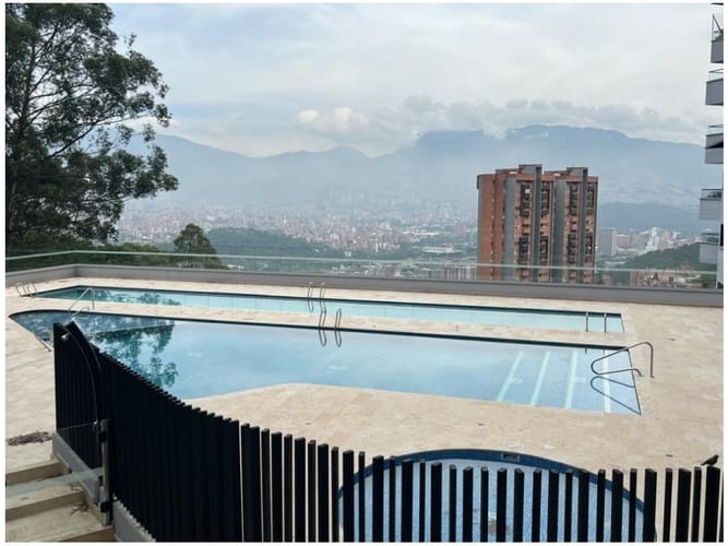 Apartamento de 3 alcobas en arriendo en El Poblado, Medellín, 105 m² · foto 20 de 24