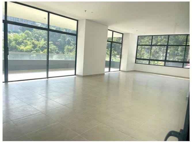 Apartamento de 3 alcobas en arriendo en El Poblado, Medellín, 105 m² · foto 22 de 24