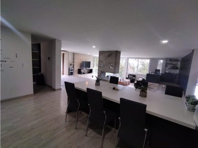 Casa de 4 alcobas en arriendo en Mesa, Envigado, 360 m² · foto 13 de 24