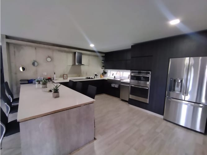 Casa de 4 alcobas en arriendo en Mesa, Envigado, 360 m² · foto 14 de 24