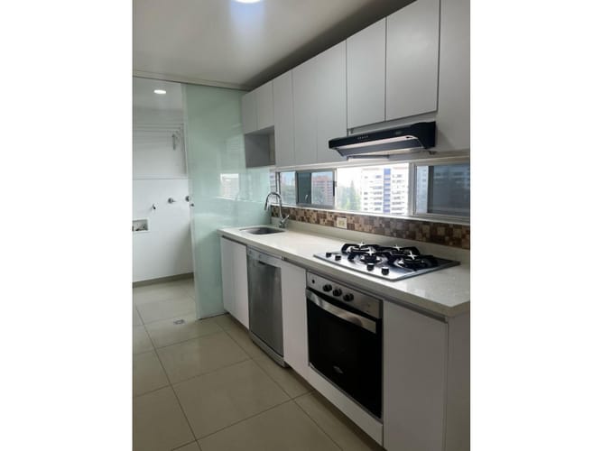 Apartamento de 2 alcobas en venta en San Lucas, Medellín, 128 m² · foto 9 de 24