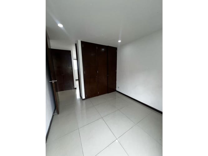 Apartamento de 2 alcobas en venta en San Lucas, Medellín, 128 m² · foto 10 de 24