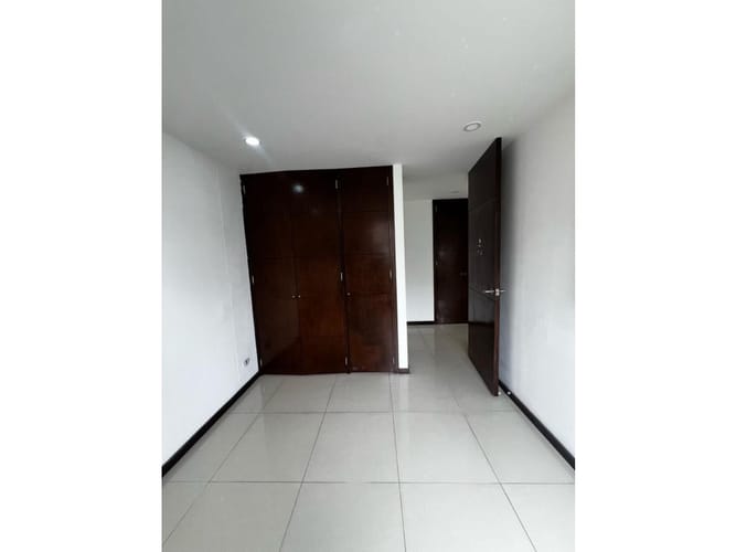 Apartamento de 2 alcobas en venta en San Lucas, Medellín, 128 m² · foto 15 de 24
