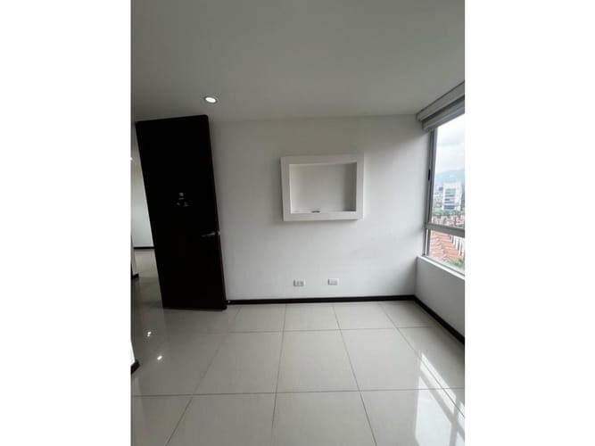 Apartamento de 2 alcobas en venta en San Lucas, Medellín, 128 m² · foto 18 de 24