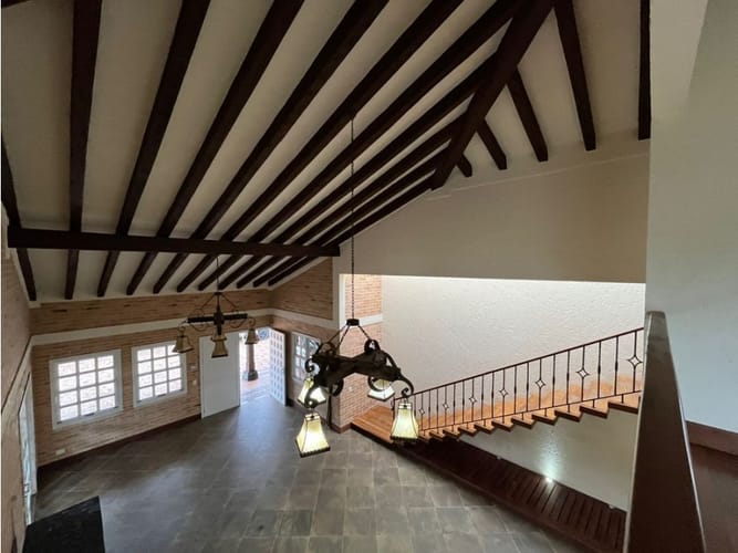 Casa de 6 alcobas en arriendo en Llano Grande, Rionegro, 300 m² · foto 11 de 24
