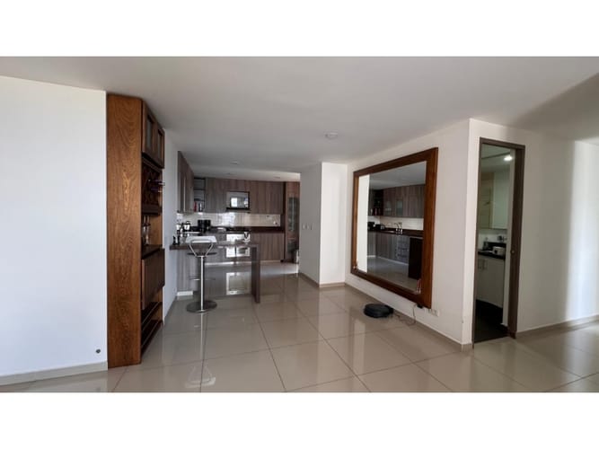 Apartamento de 3 alcobas en venta en El Esmeraldal, Envigado, 94 m² · foto 3 de 24