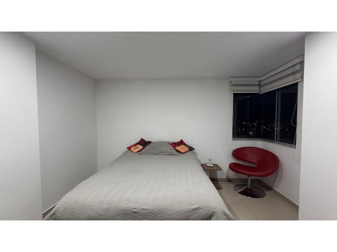 Apartamento de 3 alcobas en venta en El Esmeraldal, Envigado, 94 m² · foto 9 de 24